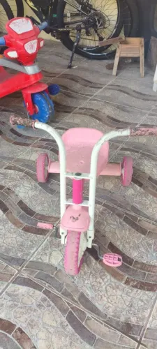 Triciclo infantil