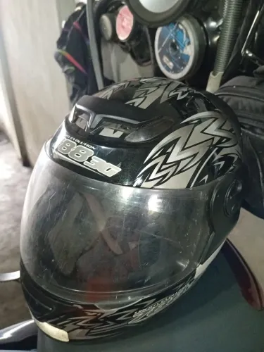 Vendo capacete muito top n58