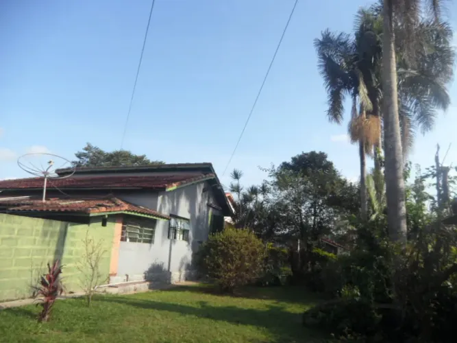 SÃO ROQUE; oportunidade de lazer ou fonte de renda; 2 casas e 1 segredo olha só: 481,00m2 