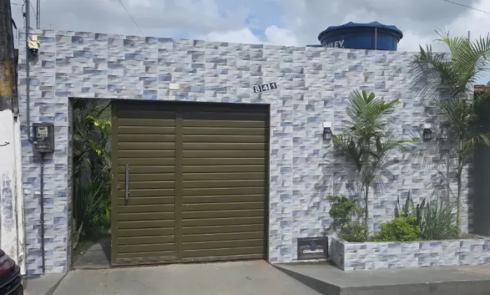 Casa com piscina em Teotônio Vilela