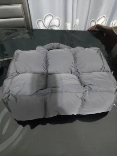 Bolsa grande, e pochetes puff.