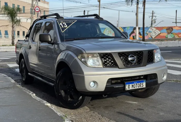 Nissan Frontier XE CD 4X2 2.5 TB Diesel 2013