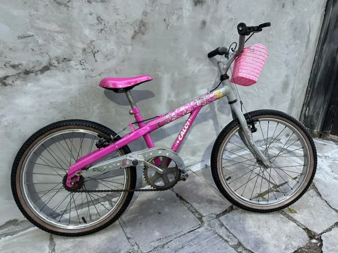 Bicicleta aro 20 cestinha