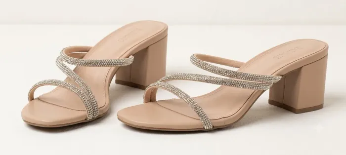 Tamanco Sandália Feminina Nude Salto Bloco Satinato Tiras com Brilho Strass Chic Elegante