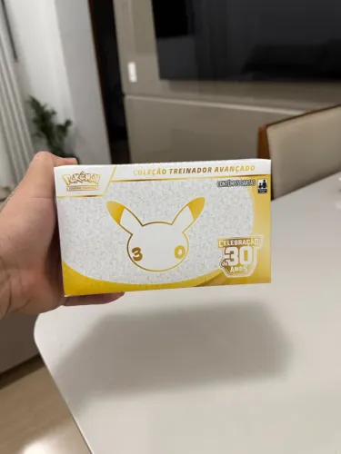 Etb 30 anos Pokémon lacrada