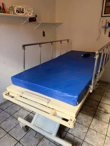 Cama hospitalar