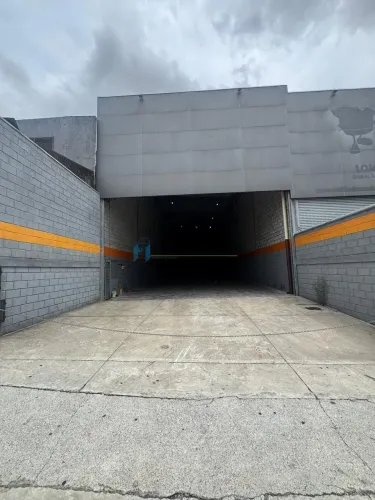 Galpão para Locação em Vila Alpina - São Paulo