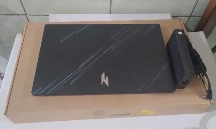 Acer Nitro V15 i7-13620H 32GB Ram DDR5 RTX 4050 512GB SSD