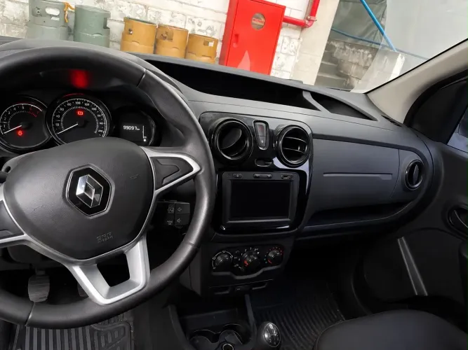 Renault Kangoo Advanced 1.6 16V Flex Mec. 2025