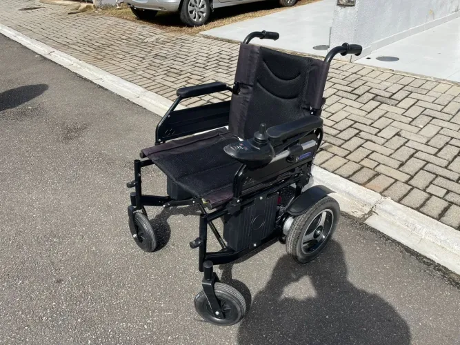 Cadeira motorizada Dellamed 