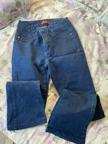 Calça ( roupa ) femenina