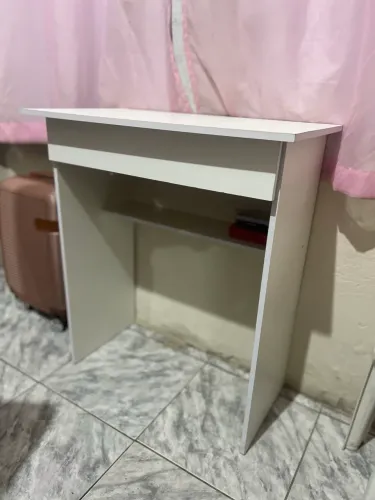 Vendo - escrivaninha