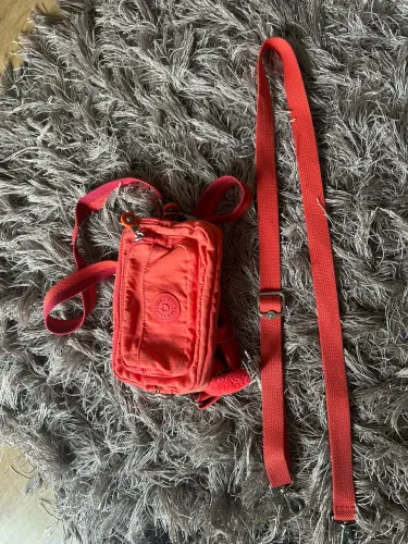 Bolsa/pochete Kipling 