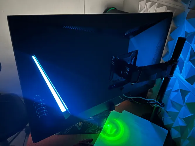 Monitor