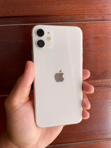 iPhone 11 branco 64G
