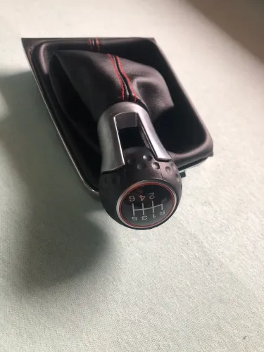 Manopla de câmbio com coifa para modelos Volkswagen como Golf e Jetta A4 MK4
