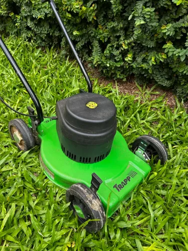Máquina de cortar grama TRAPP