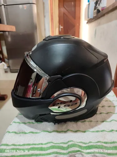Vendo o capacete sl2