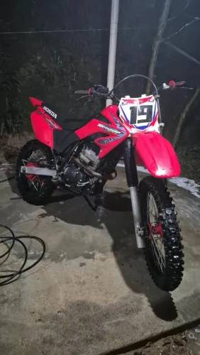 Tornado 250 de trilha