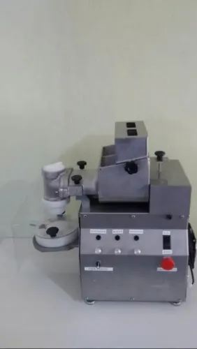 Maquina de salgado