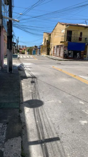 Vendo ou alugo ponto comercial no montese próximo Alberto magno