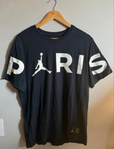 Camiseta preta Paris Saint-Germain Jordan Masculina