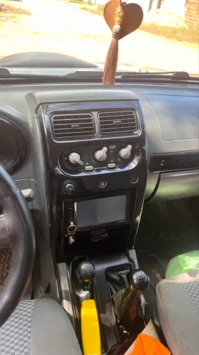 Nissan Frontier Se/se Strik/one CD 4X4 2.8 Dies 2004