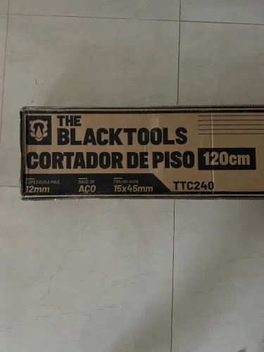 Assentador e Cortador de Piso Novos na Caixa