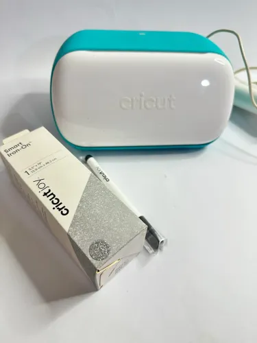 Vendo mini ploter de recorte CRICUT JOY
