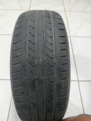 VENDO PNEU MAXTREK ARO 15