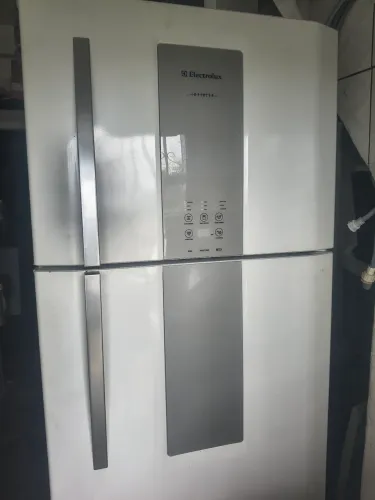 Geladeira DF 80 