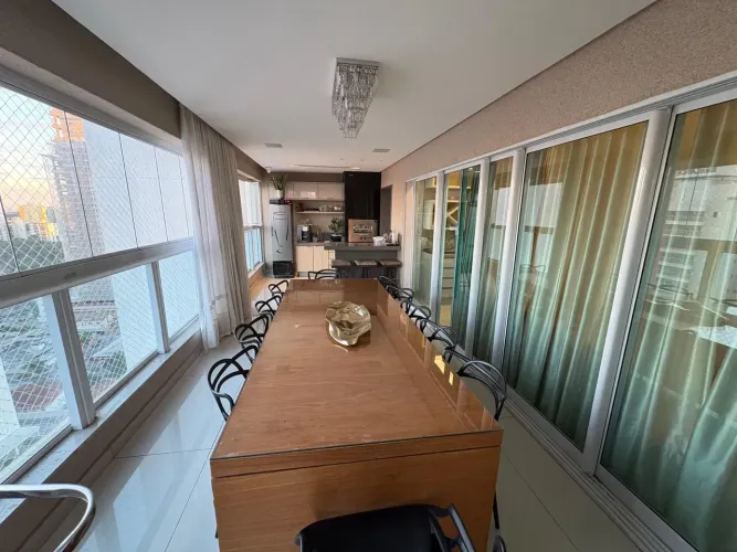 Apartamento para venda possui 158 metros quadrados com 2 quartos em Setor Marista - Goiâni