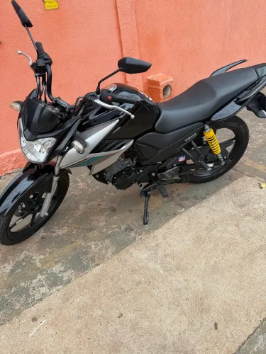 Yamaha 150 Fazer Sed