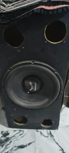 Caixa som automotivo 