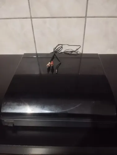 Toca disco vinil Sharp com agulha 