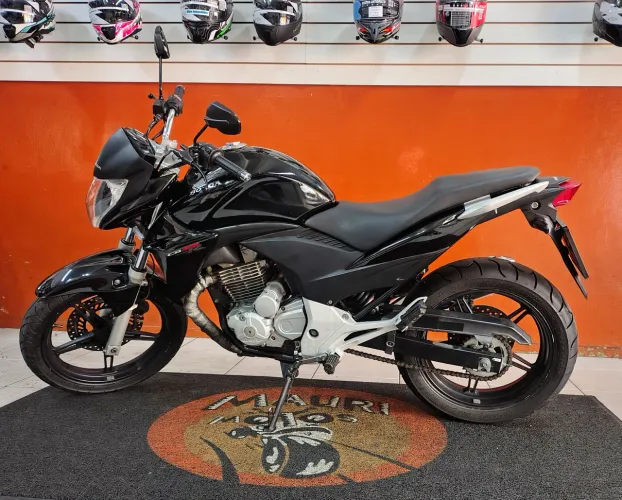 CB 300R - Mauri Motos