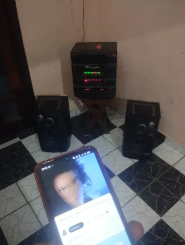 System Aiwa bluetooth muito potente