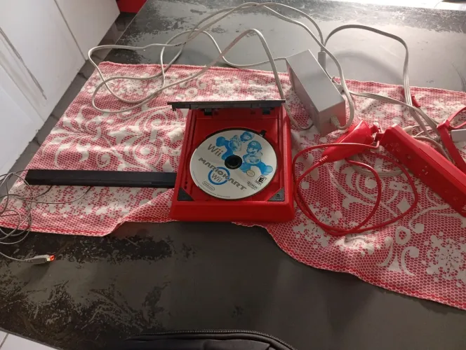 Nintendo wii mini com mario kart em otimo estado