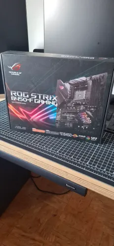 Placa Mãe ASUS TOG STRIX B450-F Gaming