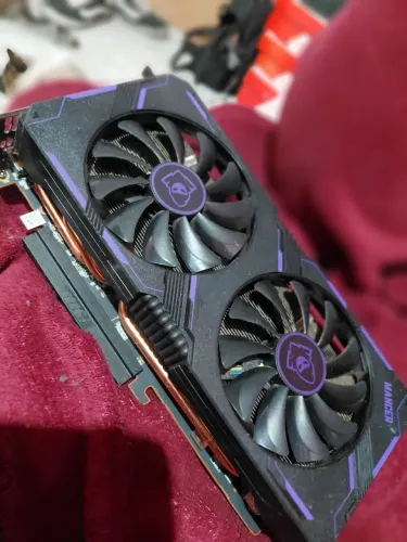 Vendo RX 5700 XT Mancer Streaky V2 8GB, perfeita! R$ 1.000 negociáveis. Aproveite!<br>
