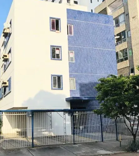 EXCELENTE APARTAMENTO EM CANDEIAS,2QTS, BEM CONSERVADO, 3 ANDAR ESCADAS