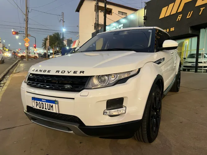 Land Rover Range Rover Evoque Prestige Tech 2.0 AUT 5P 2015