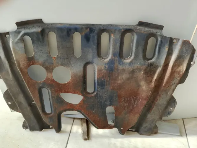 Protetor de carter Renault Clio