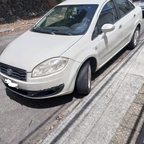 Fiat Linea Essence 1.8 Flex 16V 4P 2015