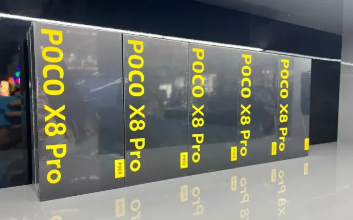 POCOPHONE X8 PRO 5G 12GB RAM COM 512GB ROM VERDE E PRETO GLOBAL