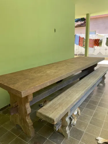 Mesa de jatobá 