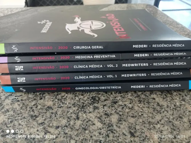 Kit com 5 livros intensivão Mederi/Medwriters 2020 para medicina, em bom estado