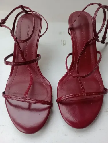 Sandália ZARA 35 Brasil 