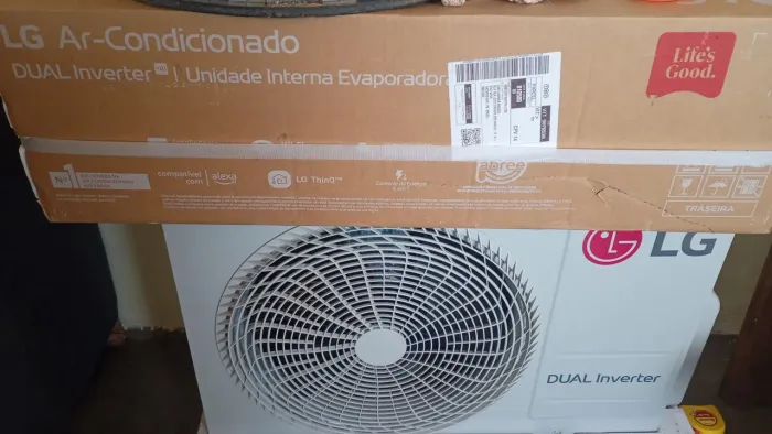 NOVO NA CAIXA - Ar Condicionado LG Dual Inverter 9mil byus