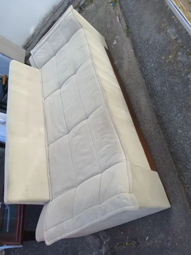 Vendo esse sofá por 400,00